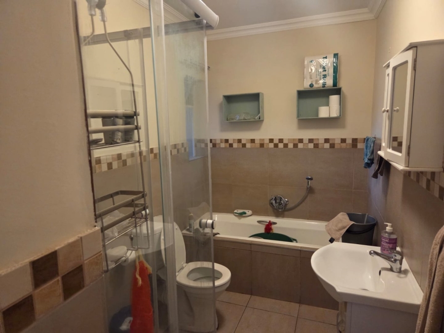 2 Bedroom Property for Sale in Pellissier Free State